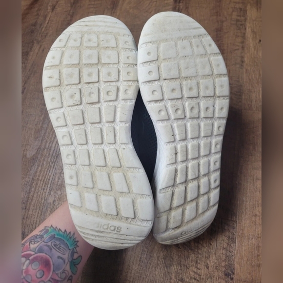 Adidas sneakers - Picture 7 of 7